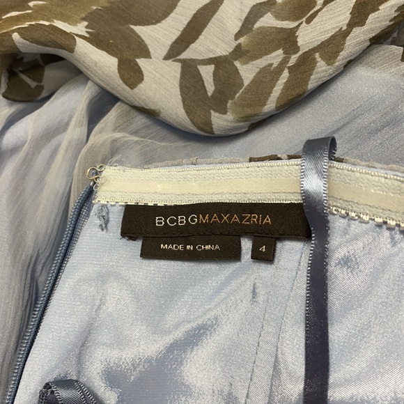 Strapless black and blue gown. BCBG size 4. - Picture 3 of 4